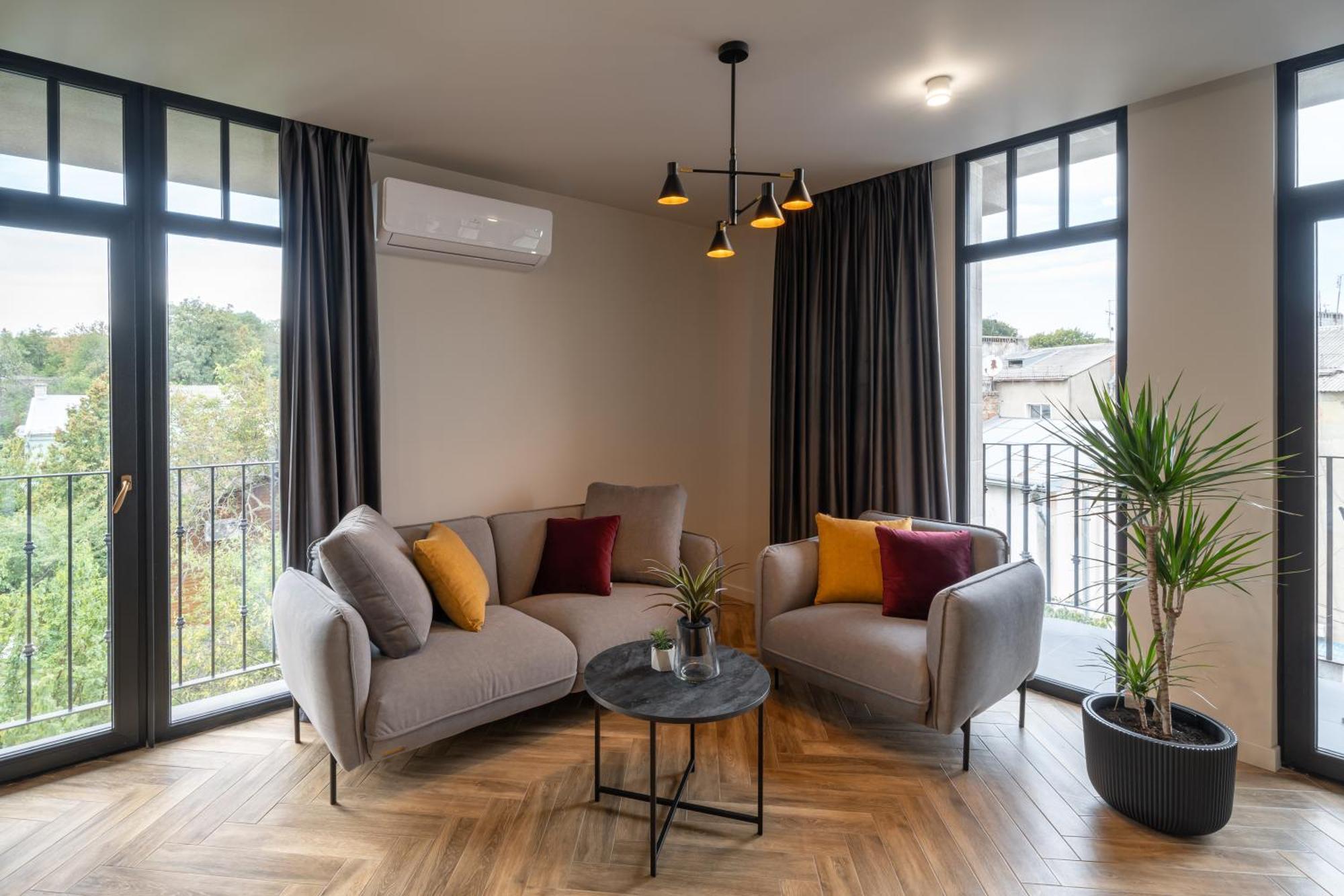 Ridge Apartments Chernivtsi Ngoại thất bức ảnh