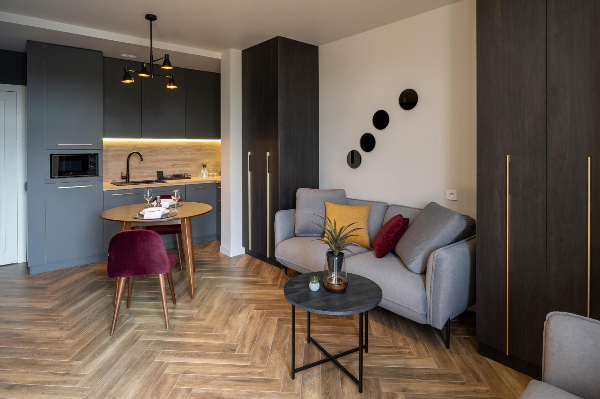 Ridge Apartments Chernivtsi Ngoại thất bức ảnh
