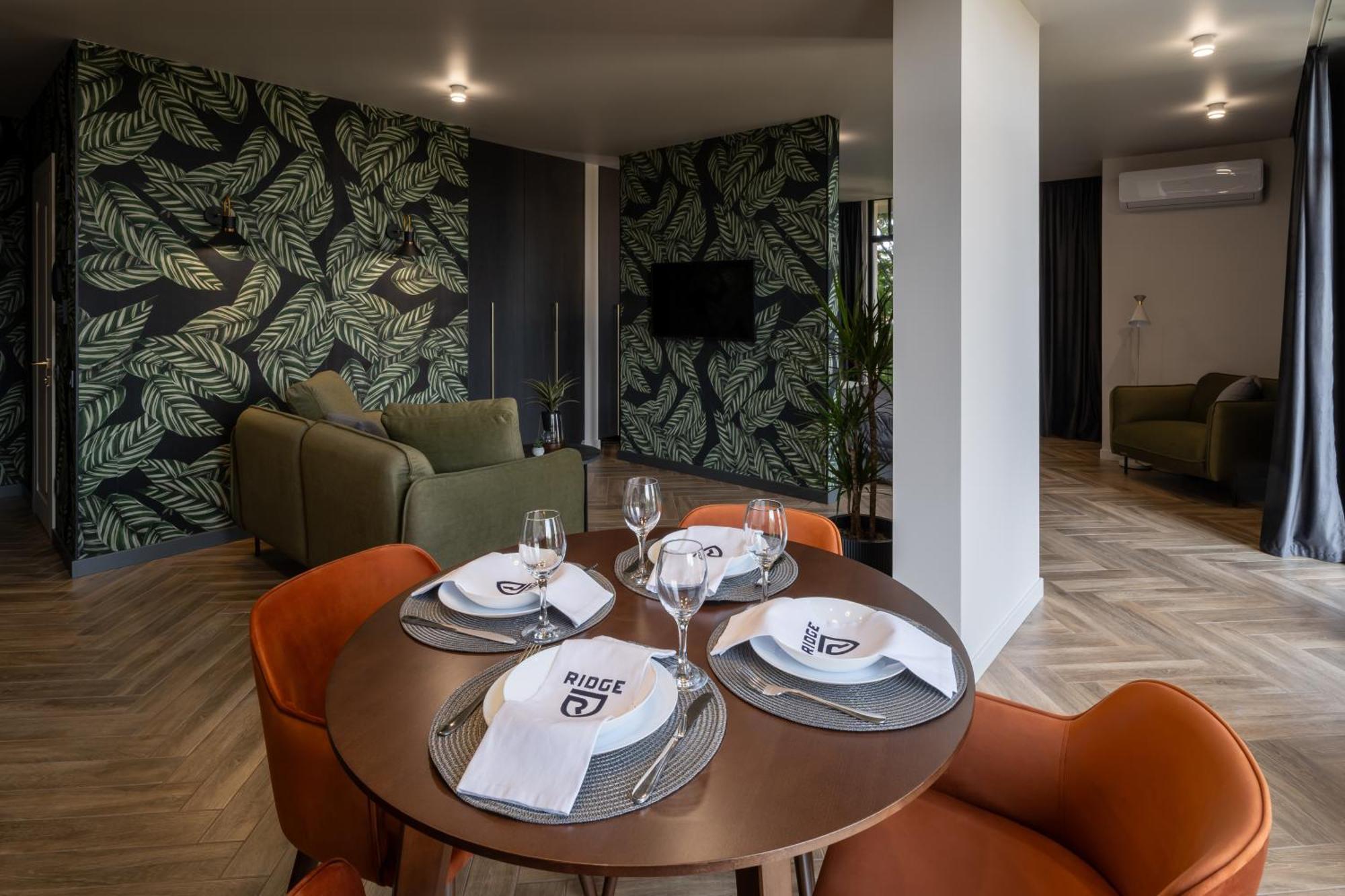 Ridge Apartments Chernivtsi Ngoại thất bức ảnh