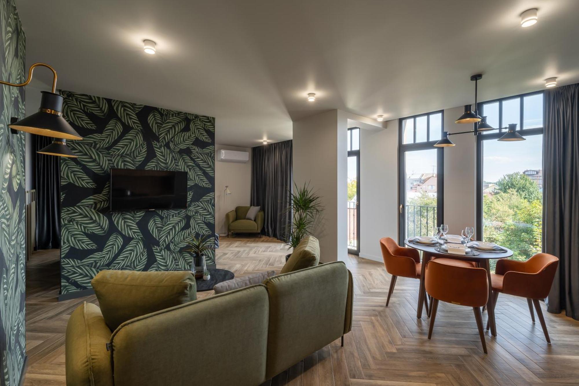 Ridge Apartments Chernivtsi Ngoại thất bức ảnh